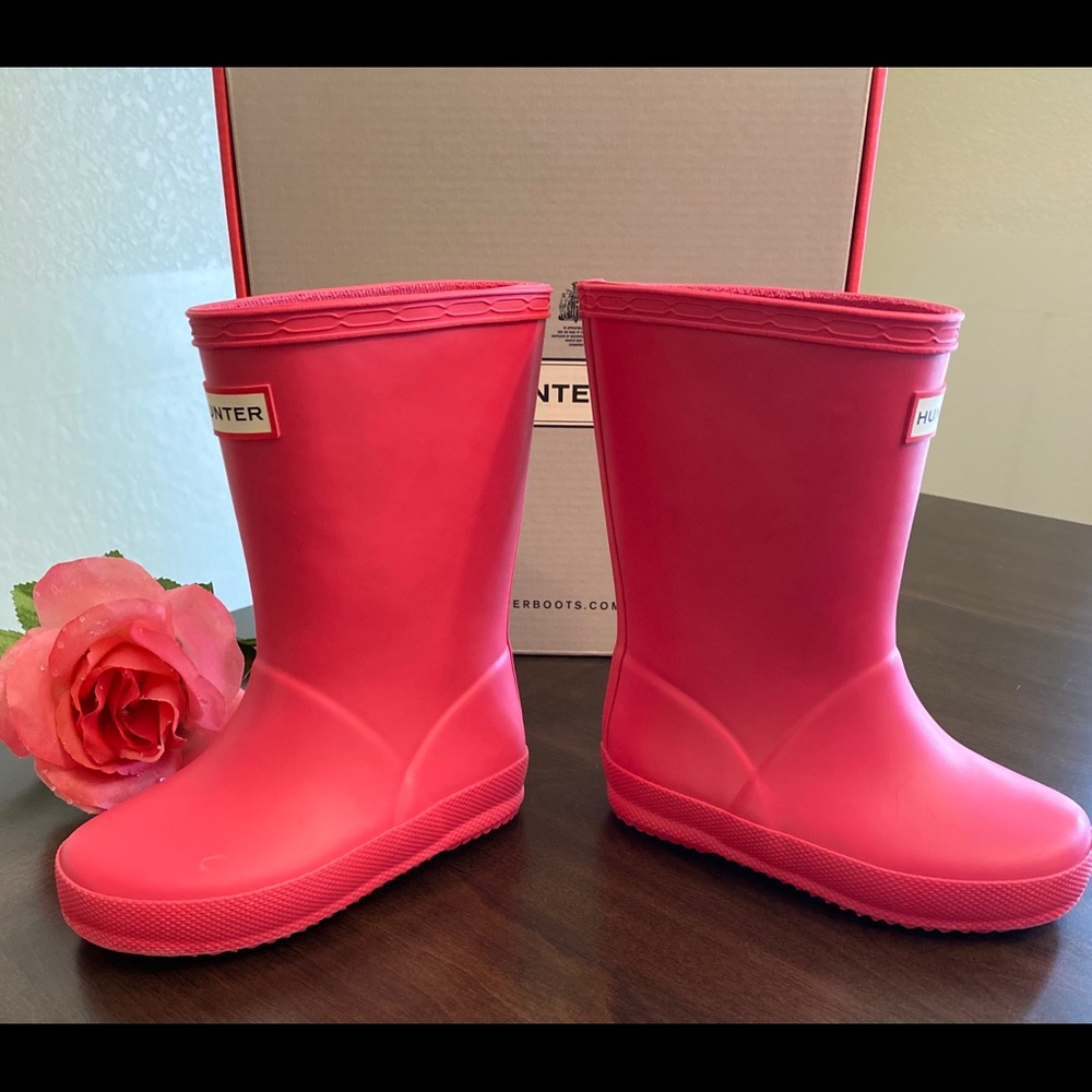 Hunter Classic Rain Boots - Picture 3 of 10
